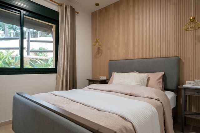 3 bedroom Apartment for sale in Nueva Atalaya, Estepona with pool - € 525,000 (Ref: 9454733)