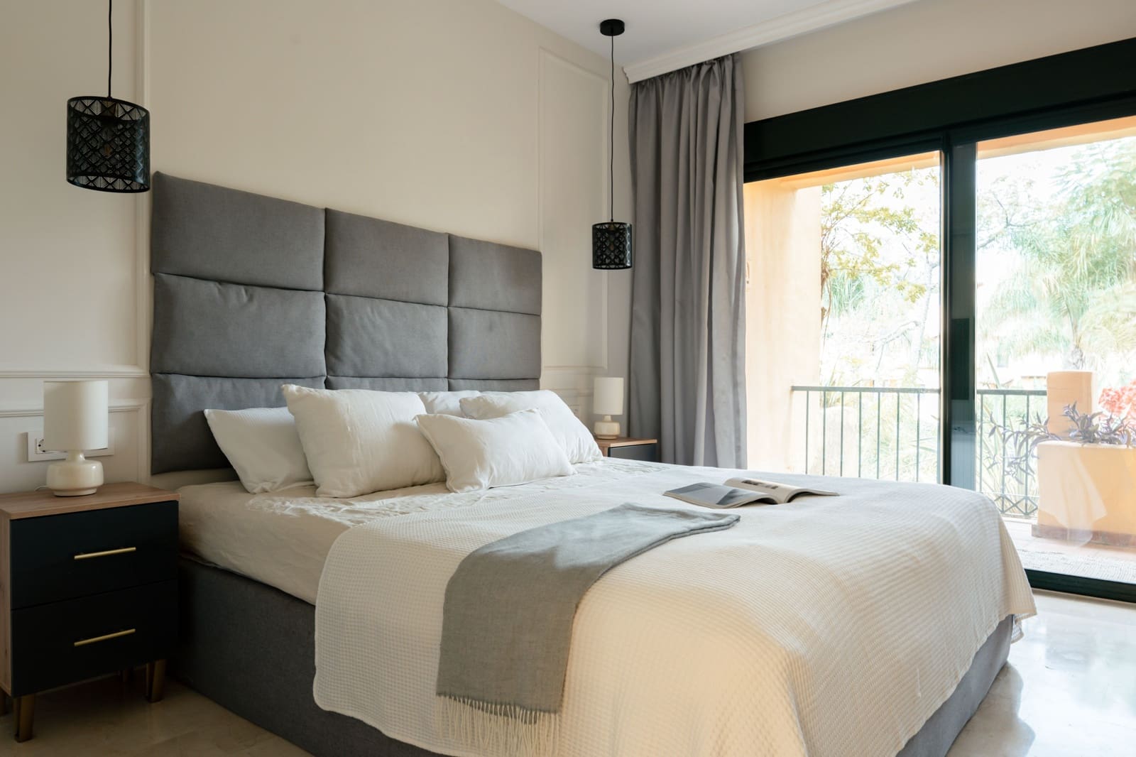 3 bedroom Apartment for sale in Estepona with pool - € 525,000 (Ref: 9454733)