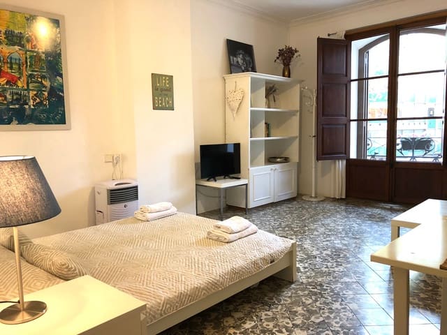Lägenhet att hyra i Sant Nicolau, Palma de Mallorca - 1 200 € (Ref: 9454734)