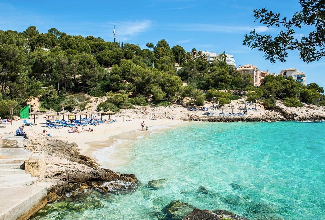 3 quarto Apartamento para arrendar em Calvia com piscina - 2 800 € (Ref: 9454735)