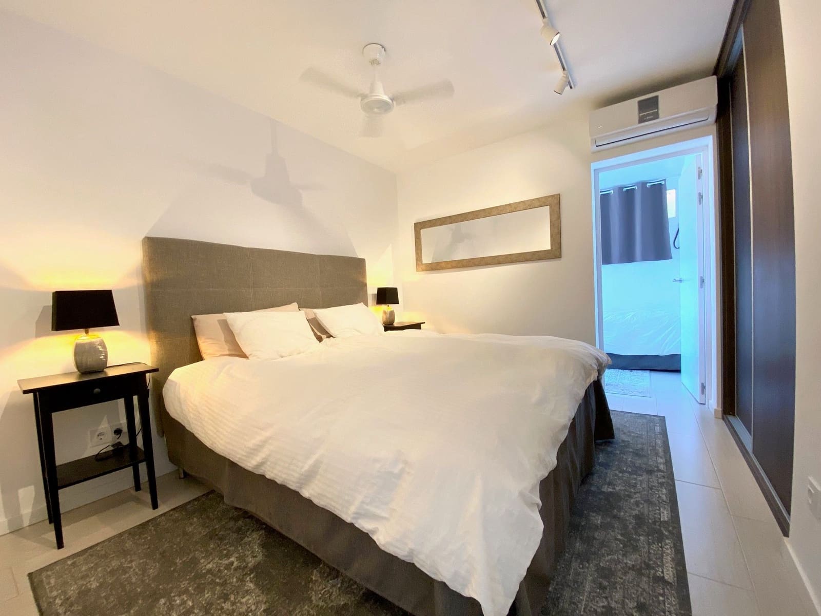 3 quarto Apartamento para arrendar em Calvia com piscina - 2 800 € (Ref: 9454735)