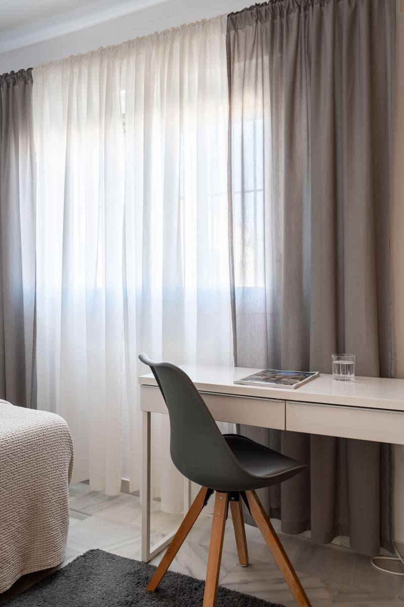 Huoneisto myytävänä paikassa Fuengirola mukana uima-altaan - 285 000 € (Ref: 9454736)