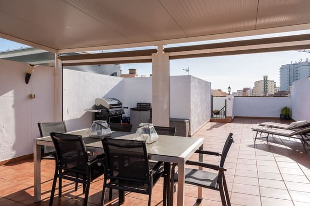 Huoneisto myytävänä paikassa Fuengirola mukana uima-altaan - 285 000 € (Ref: 9454736)