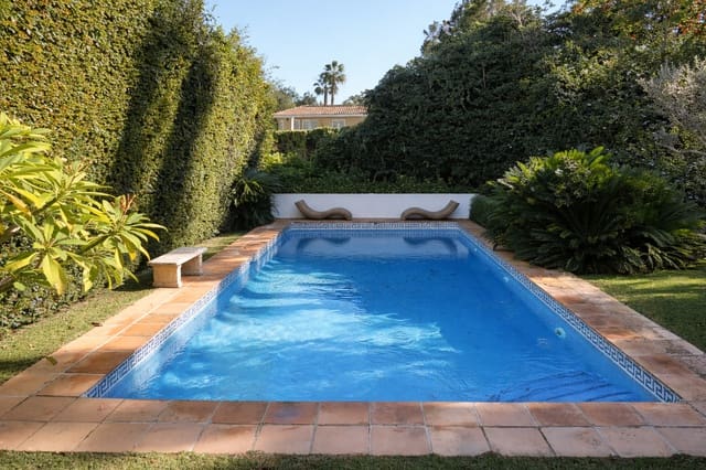 3 Zimmer Villa zu verkaufen in Sotogrande Costa, San Roque mit Pool - 1.850.000 € (Ref: 9461861)