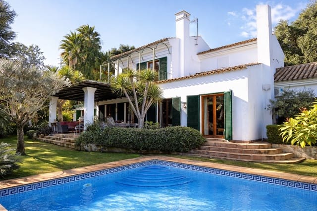 3 Zimmer Villa zu verkaufen in Sotogrande Costa, San Roque mit Pool - 1.850.000 € (Ref: 9461861)