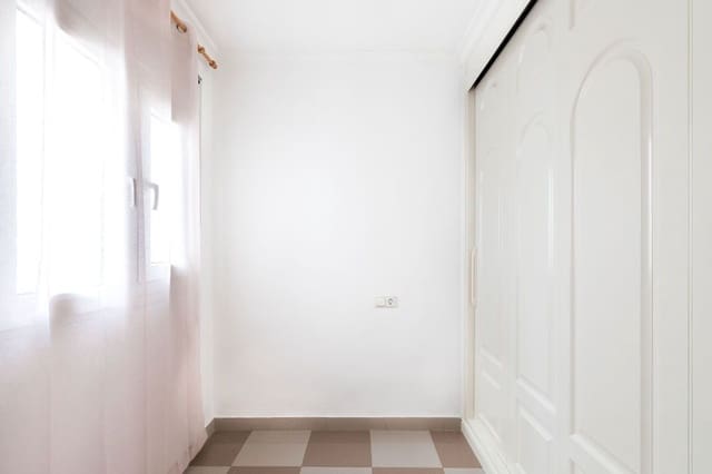 2 quarto Apartamento para venda em Torremolinos com piscina - 345 000 € (Ref: 9465927)