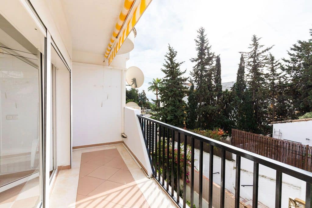 2 bedroom Apartment for sale in Torremolinos with pool - € 345,000 (Ref: 9465927)