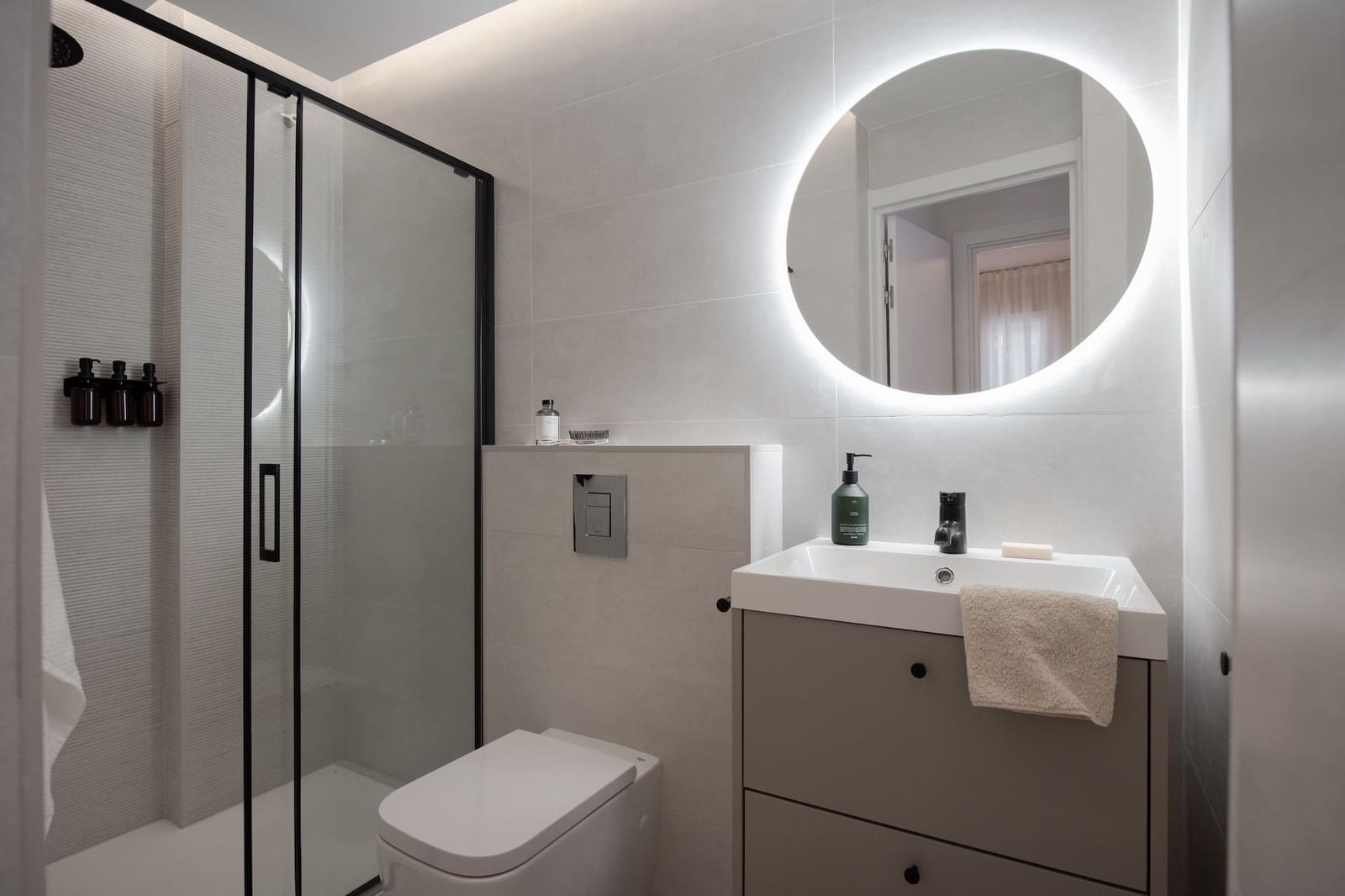 1 bedroom Apartment for sale in New Golden Mile - € 219,000 (Ref: 9469924)