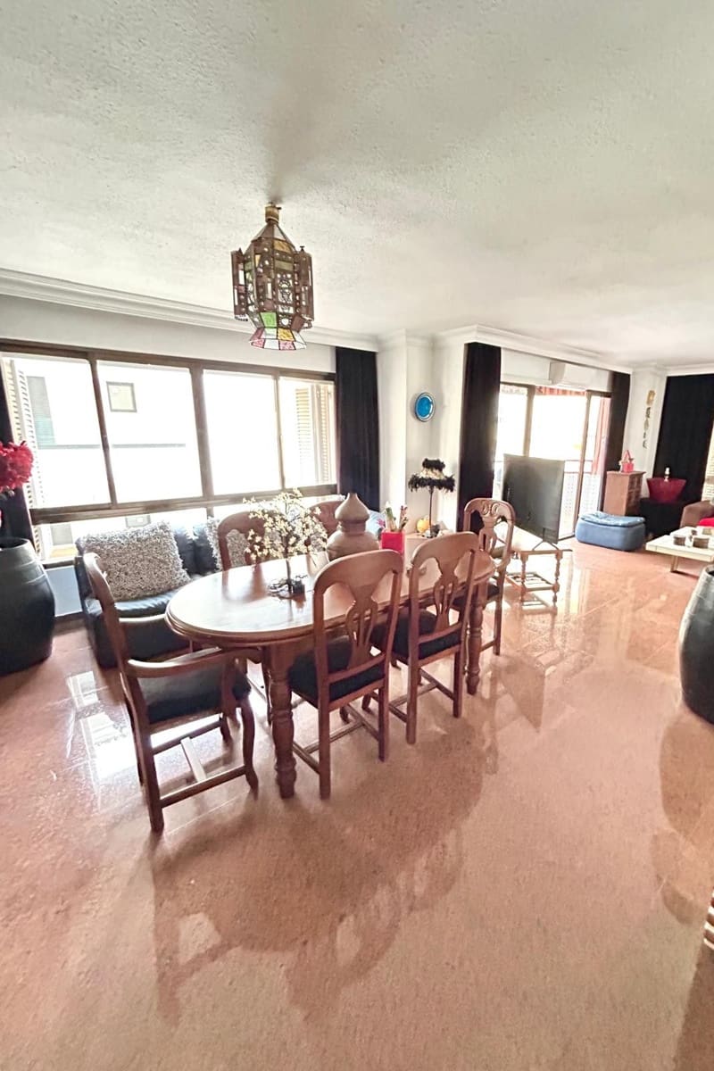 4 bedroom Flat for sale in Fuengirola - € 695,000 (Ref: 9472947)