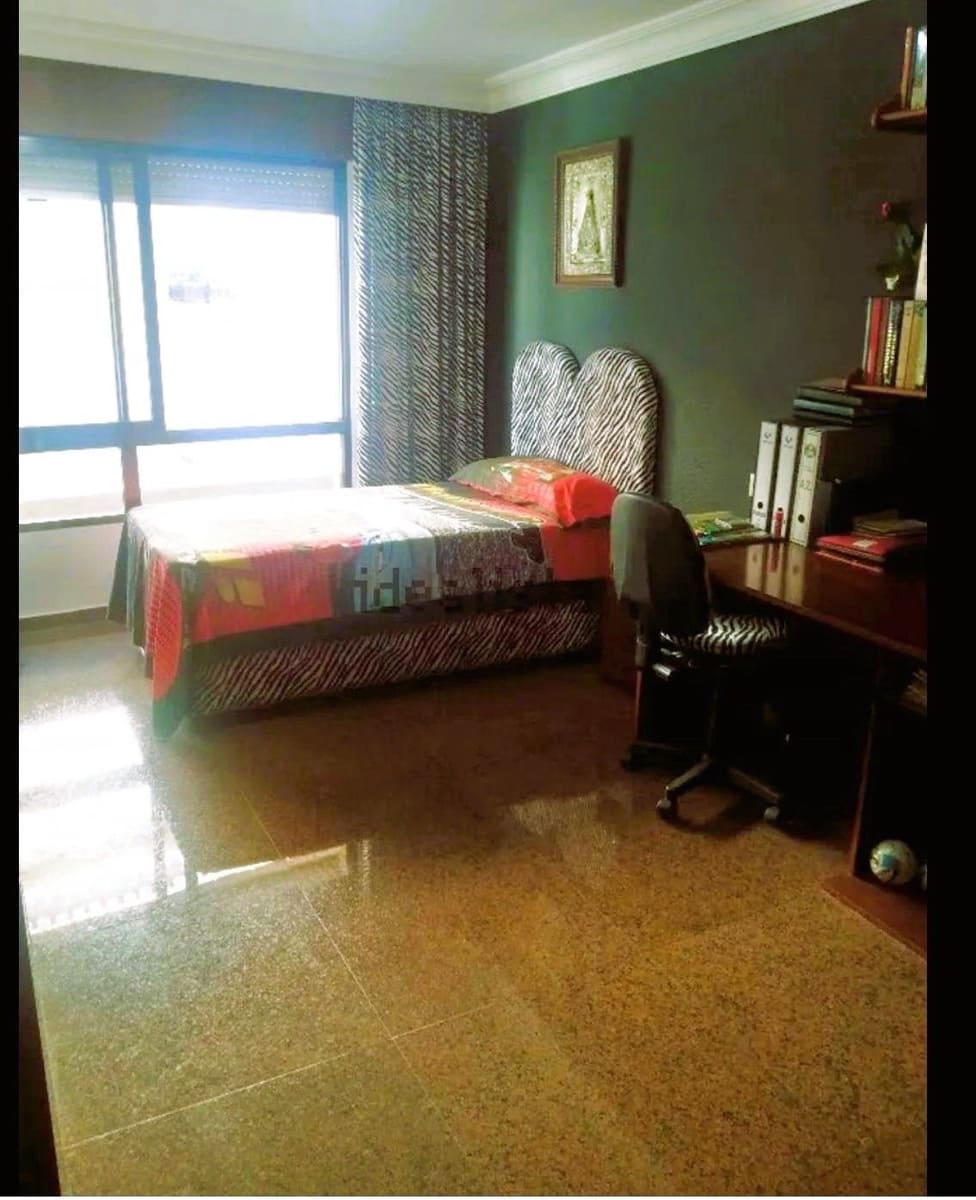 4 bedroom Flat for sale in Fuengirola - € 695,000 (Ref: 9472947)