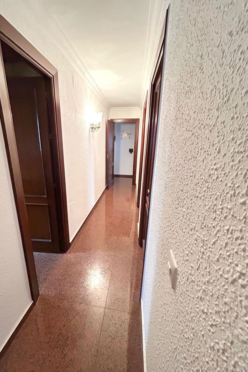 4 bedroom Flat for sale in Fuengirola - € 695,000 (Ref: 9472947)