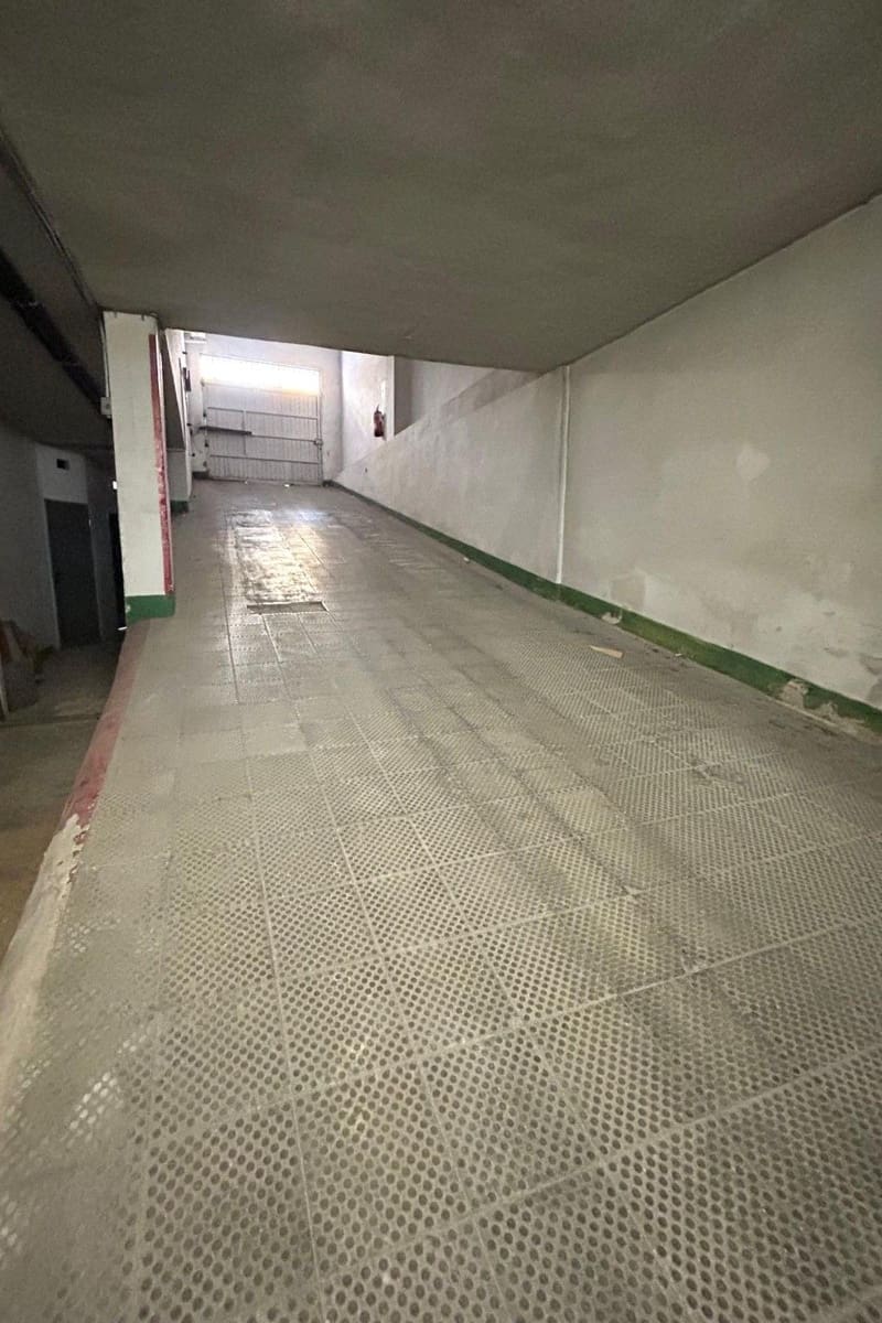 4 bedroom Flat for sale in Fuengirola - € 695,000 (Ref: 9472947)