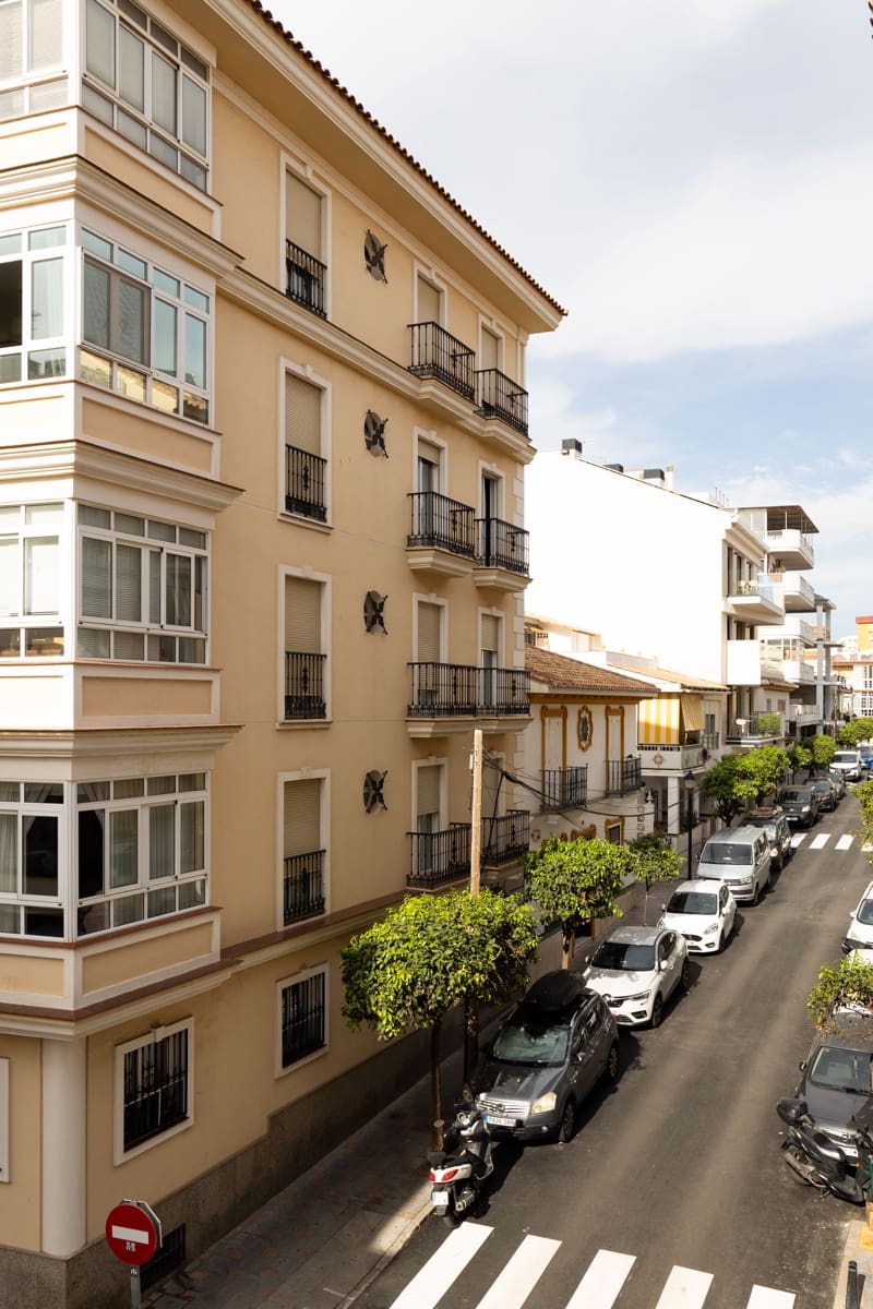4 soveværelse Lejlighed til salg i Fuengirola med garage - € 650.000 (Ref: 9472947)