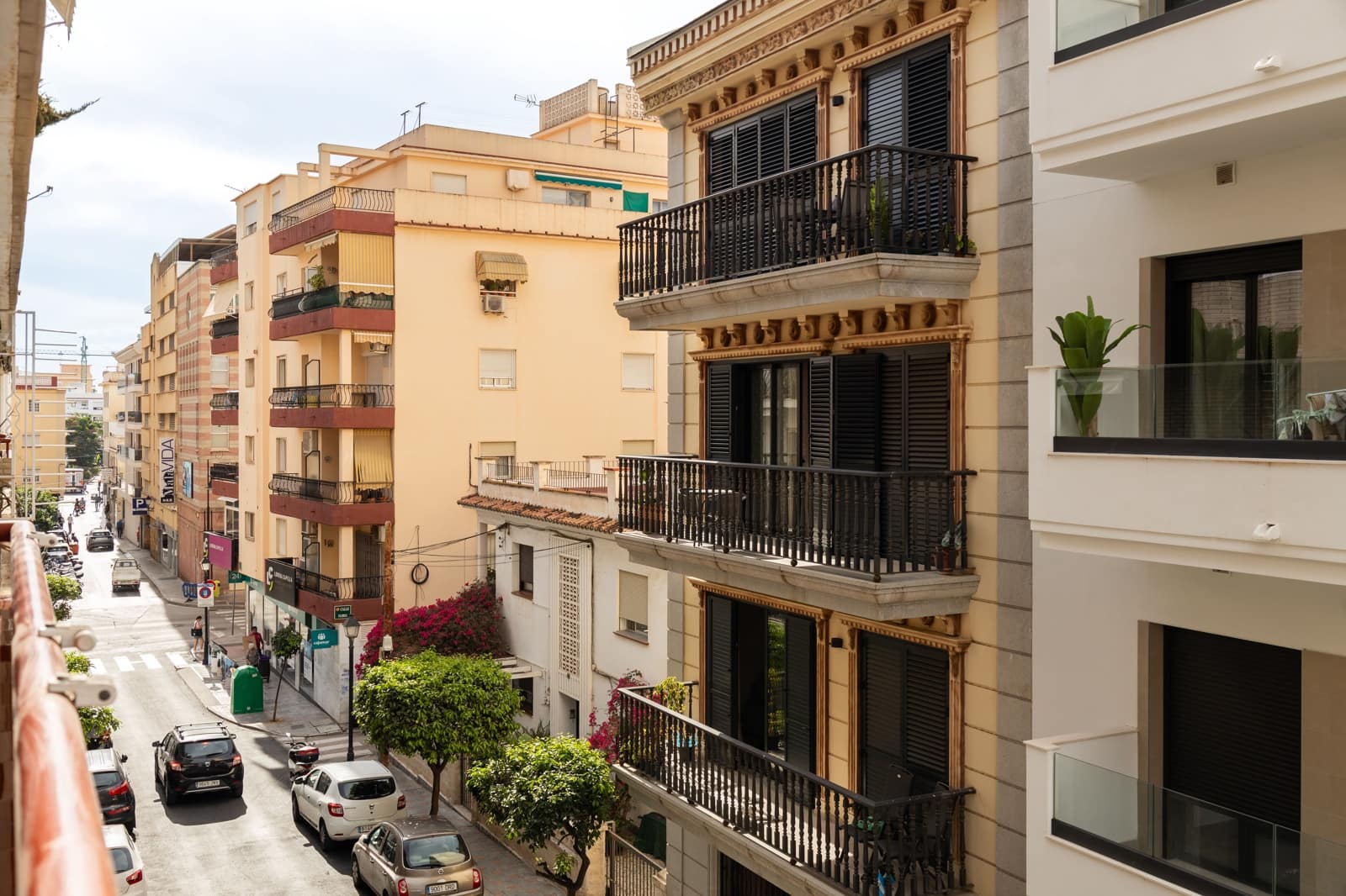 4 soveværelse Lejlighed til salg i Fuengirola med garage - € 650.000 (Ref: 9472947)