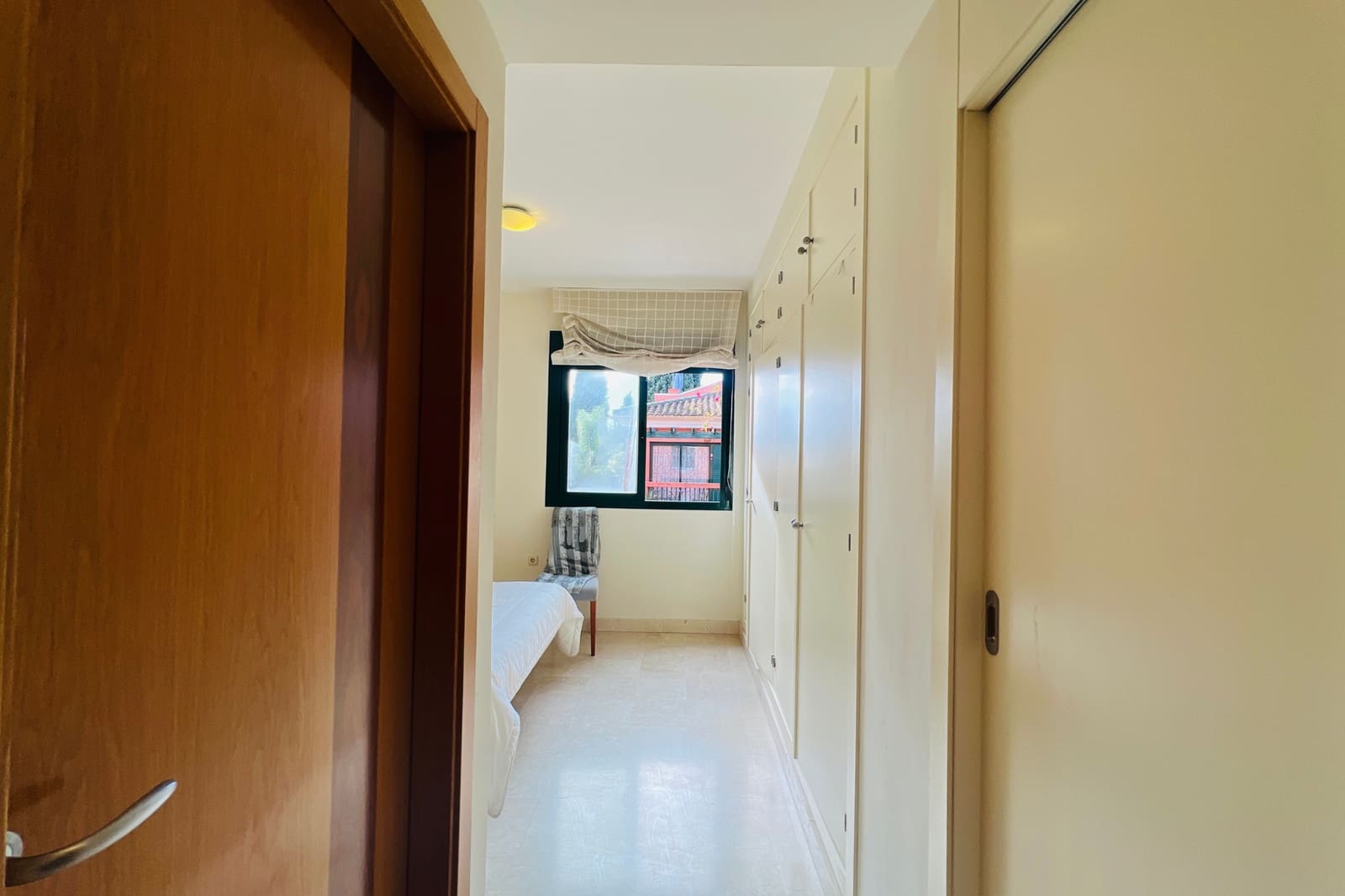 Apartamento de 2 habitaciones en Marbella en venta con piscina - 389.000 € (Ref: 9473535)