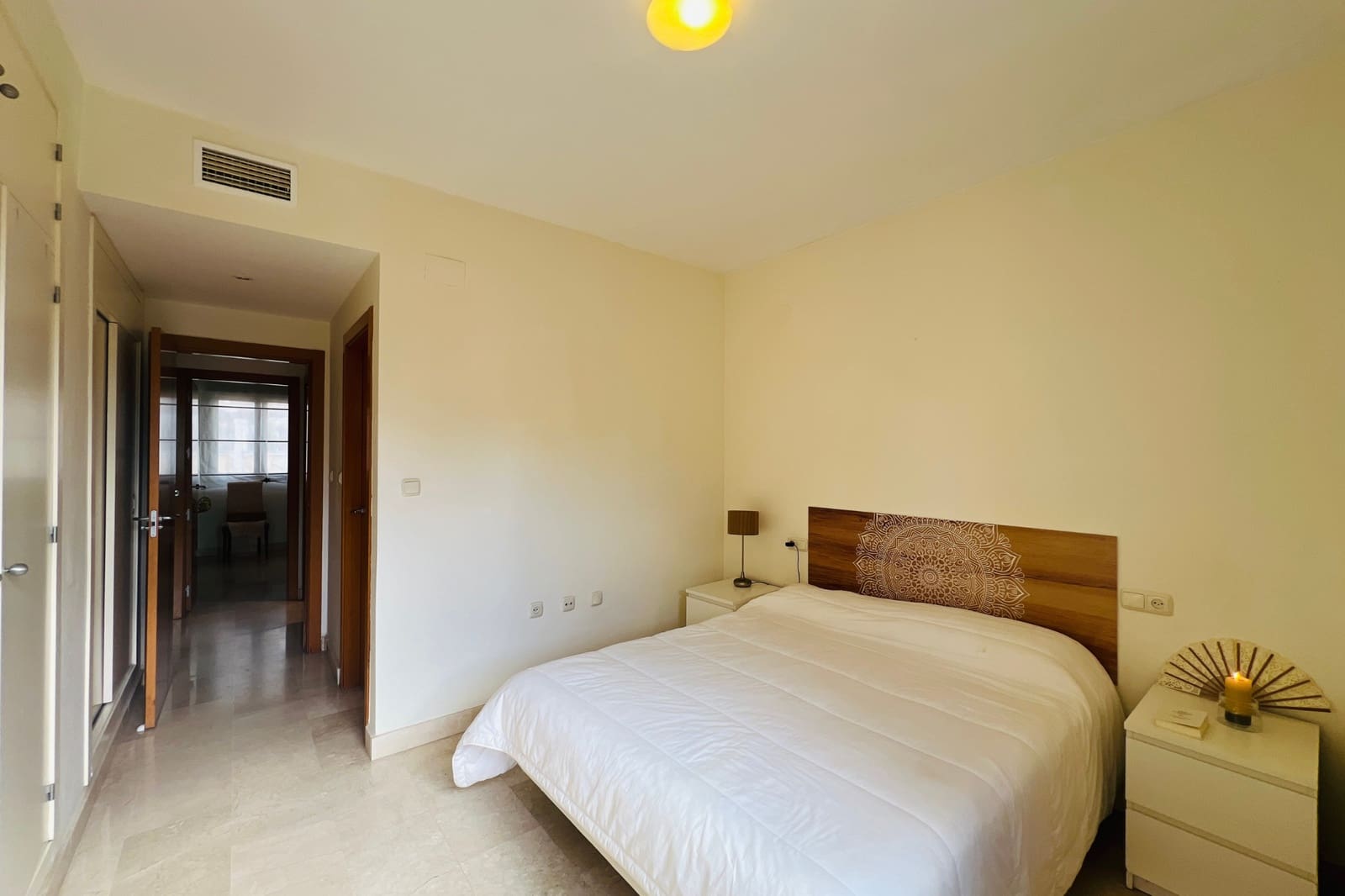 Apartamento de 2 habitaciones en Marbella en venta con piscina - 389.000 € (Ref: 9473535)