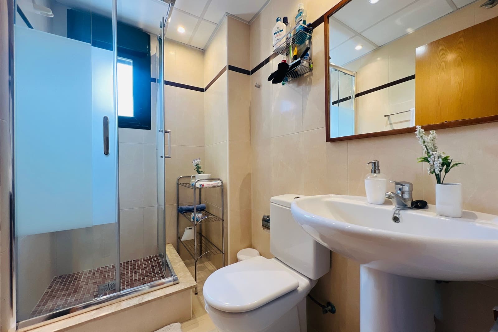 Apartamento de 2 habitaciones en Marbella en venta con piscina - 389.000 € (Ref: 9473535)