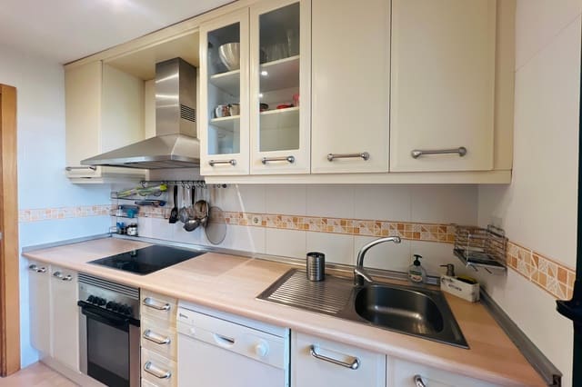 Apartamento de 2 habitaciones en Marbella en venta con piscina - 389.000 € (Ref: 9473535)