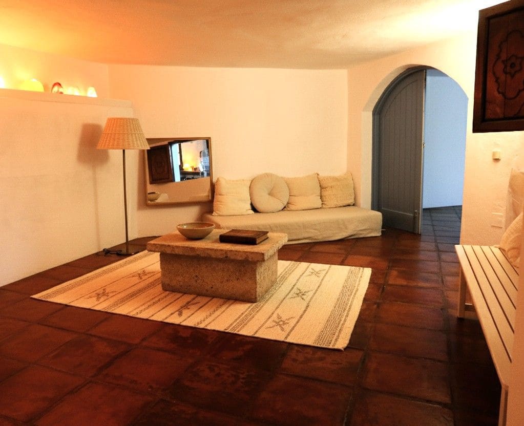 4 makuuhuone Huvila myytävänä paikassa Benahavis mukana uima-altaan - 880 000 € (Ref: 9481650)