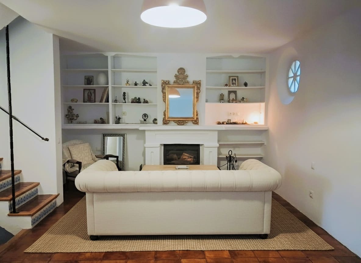 4 makuuhuone Huvila myytävänä paikassa Benahavis mukana uima-altaan - 880 000 € (Ref: 9481650)