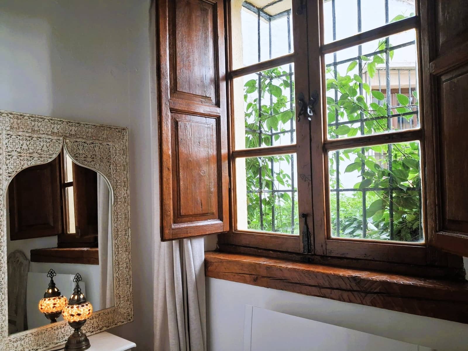 4 makuuhuone Huvila myytävänä paikassa Benahavis mukana uima-altaan - 880 000 € (Ref: 9481650)