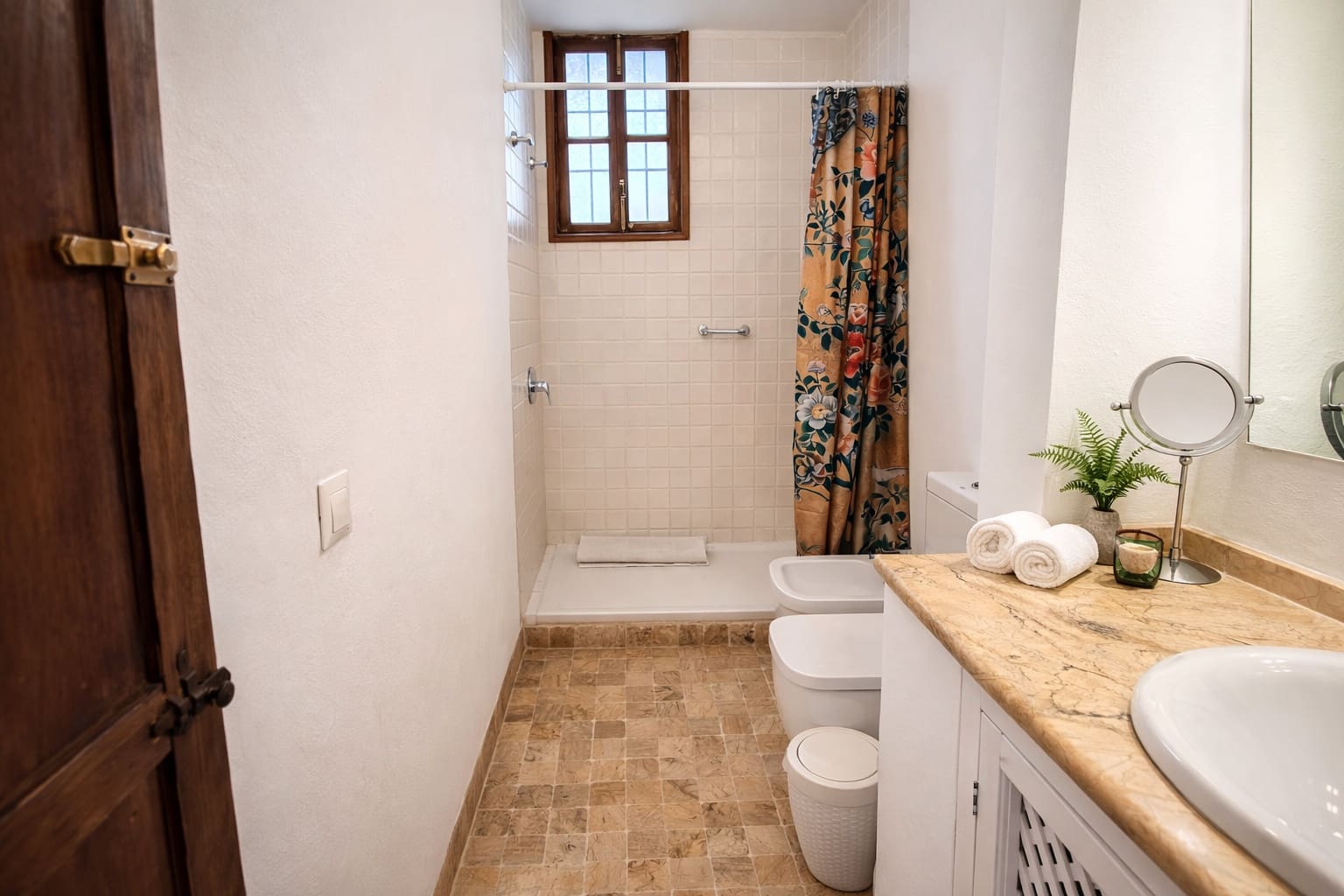 4 makuuhuone Huvila myytävänä paikassa Benahavis mukana uima-altaan - 880 000 € (Ref: 9481650)