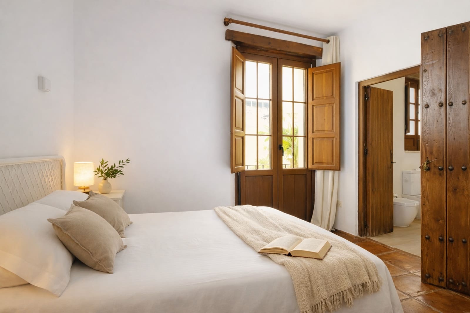 4 makuuhuone Huvila myytävänä paikassa Benahavis mukana uima-altaan - 880 000 € (Ref: 9481650)