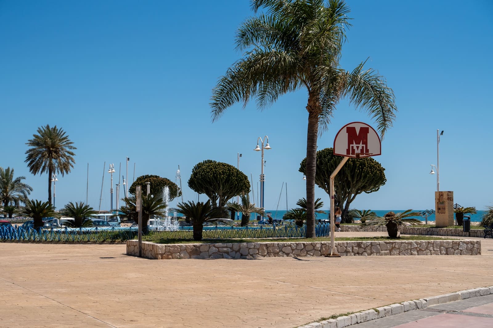 Commercial for sale in Malaga city - € 1,100,000 (Ref: 9481651)