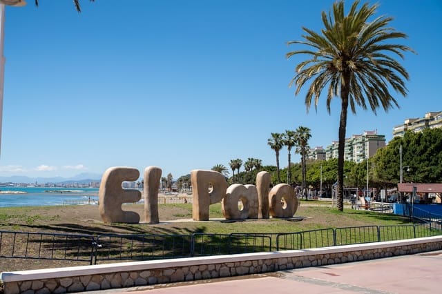 Komercyjne na sprzedaż w Echeverria del Palo, Miasto Málaga - 1 100 000 € (Ref: 9481651)