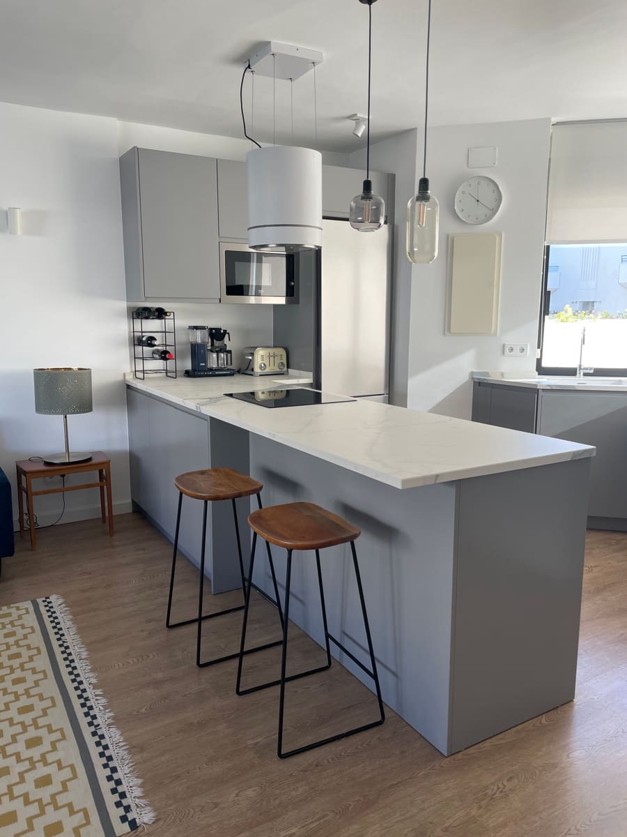 3 sypialnia Apartament na sprzedaż w Marbella z basenem - 935 000 € (Ref: 9487198)