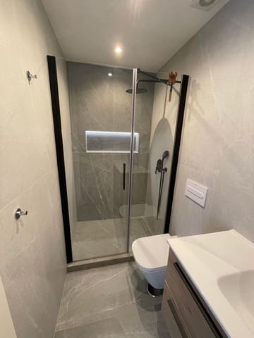 3 sypialnia Apartament na sprzedaż w Marbella z basenem - 935 000 € (Ref: 9487198)