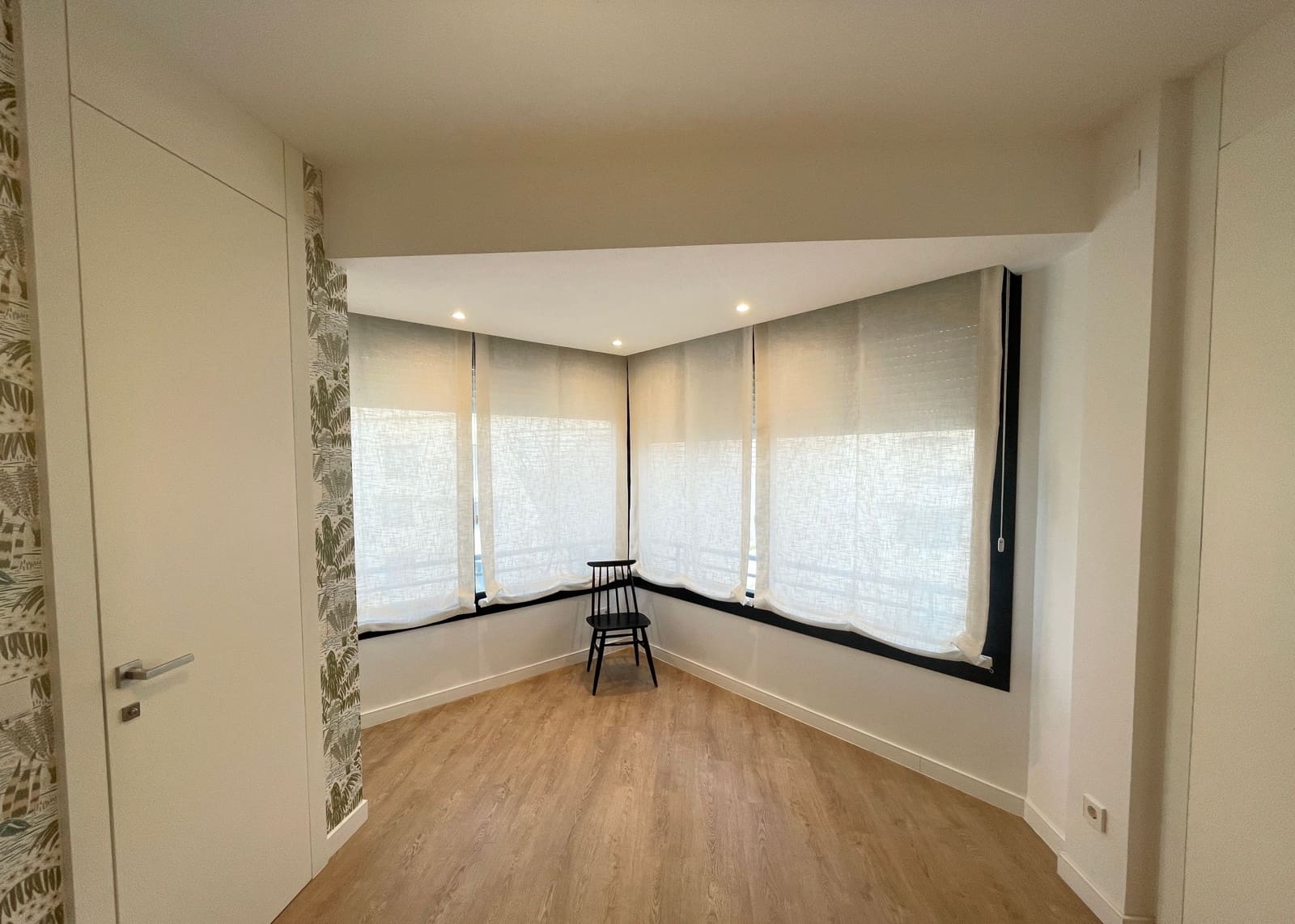 3 sypialnia Apartament na sprzedaż w Marbella z basenem - 935 000 € (Ref: 9487198)