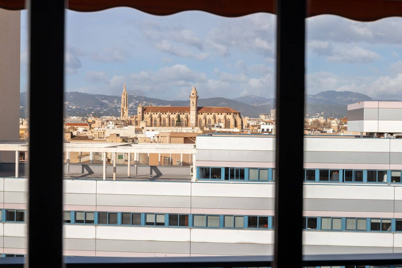 Apartamento de 4 habitaciones en Palma de Mallorca en alquiler - 2.300 € (Ref: 9488521)