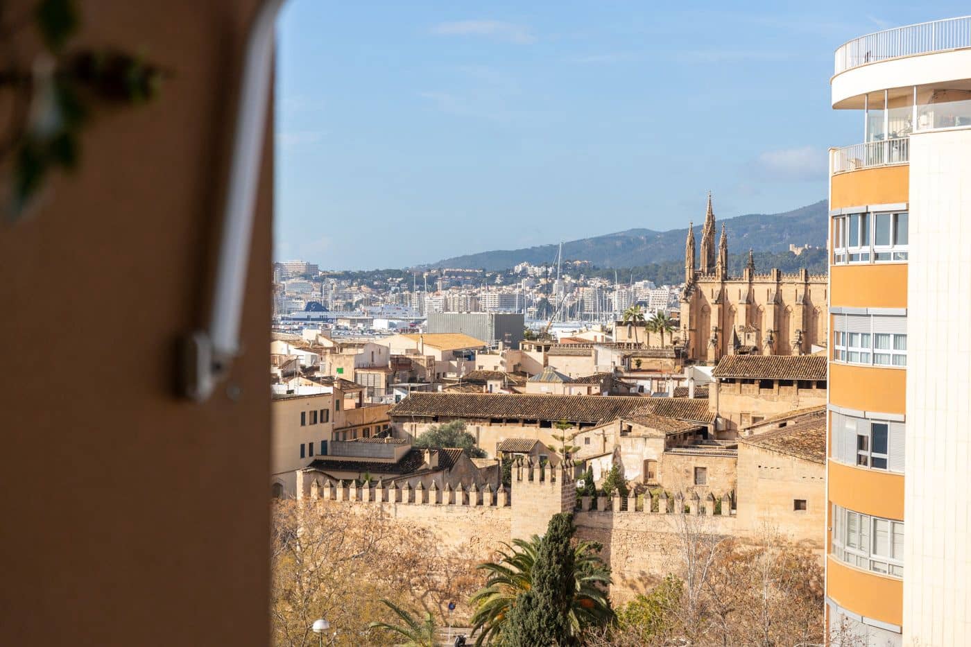 Apartamento de 4 habitaciones en Palma de Mallorca en alquiler - 2.300 € (Ref: 9488521)