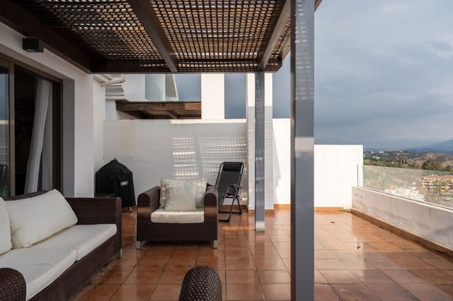 2 makuuhuone Huoneisto myytävänä paikassa La Cala de Mijas, Mijas mukana uima-altaan - 435 000 € (Ref: 9489785)