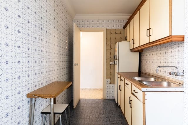 2 bedroom Apartment for sale in Mijas Costa, Mijas with pool - € 229,900 (Ref: 9492755)