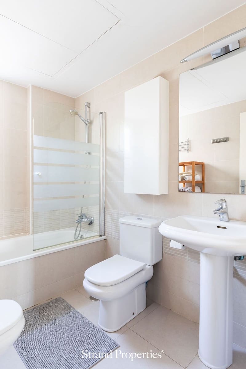 Ático de 3 habitaciones en Benalmádena en venta con piscina - 835.000 € (Ref: 9500755)