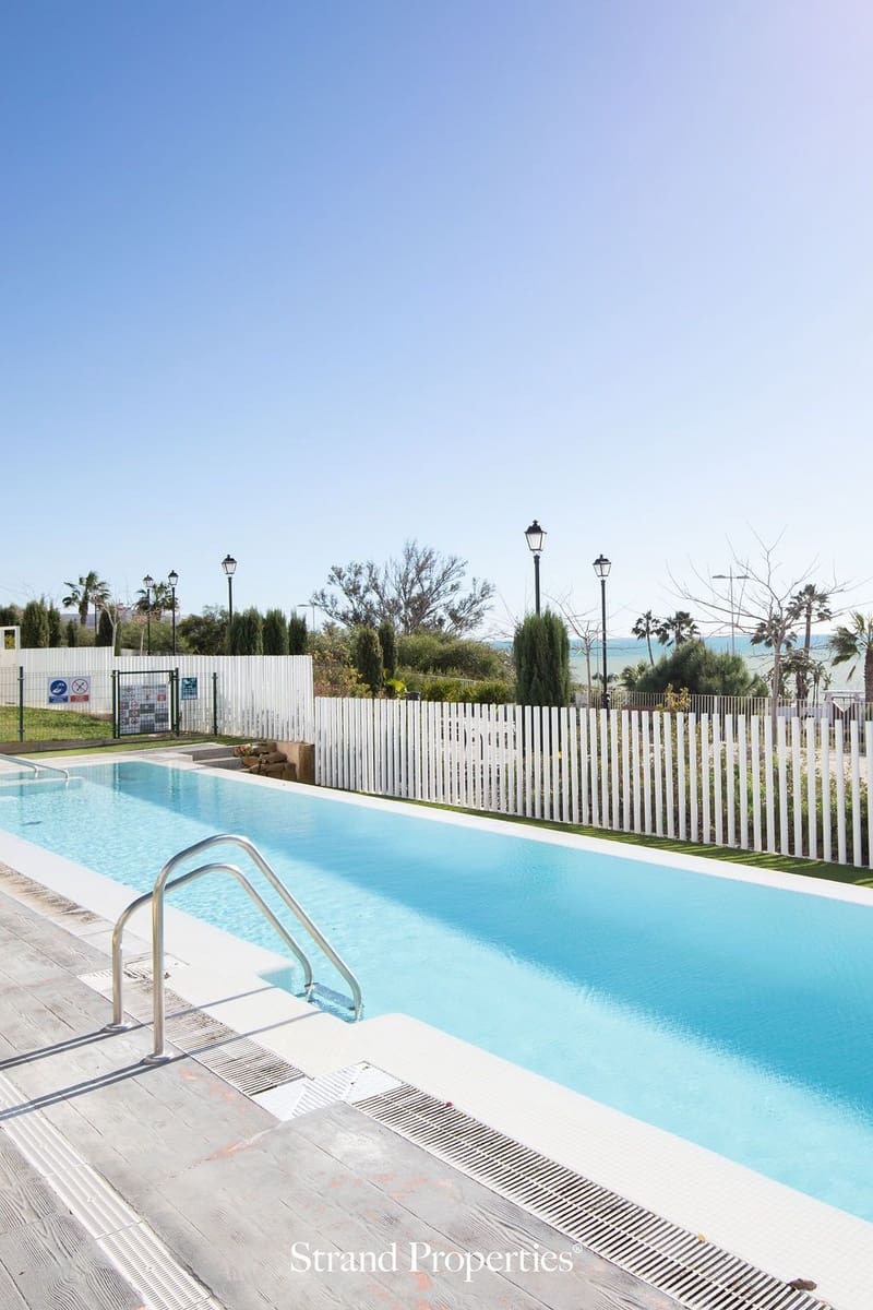 Ático de 3 habitaciones en Benalmádena en venta con piscina - 835.000 € (Ref: 9500755)