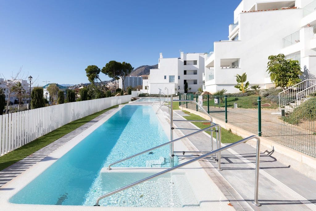 Ático de 3 habitaciones en Benalmádena en venta con piscina - 835.000 € (Ref: 9500755)