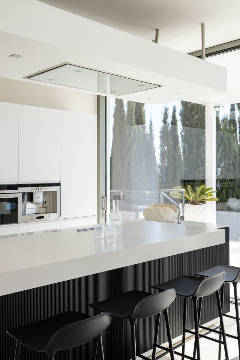 4 bedroom Villa for sale in Benalmadena with pool - € 5,400,000 (Ref: 9503417)