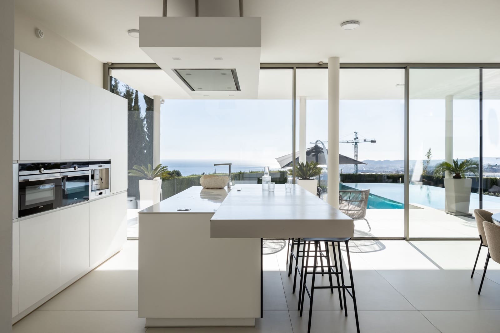 4 bedroom Villa for sale in Benalmadena with pool - € 5,400,000 (Ref: 9503417)