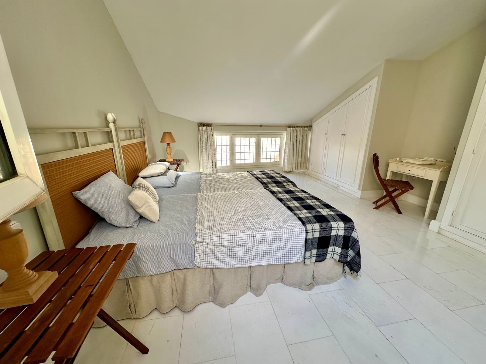 3 soverom Leilighet til leie i Malaga by - € 1 950 (Ref: 9506440)