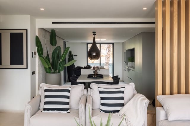 4 sovrum Lägenhet att hyra i Costa de la Calma, Calvià med pool - 7 000 € (Ref: 9511395)