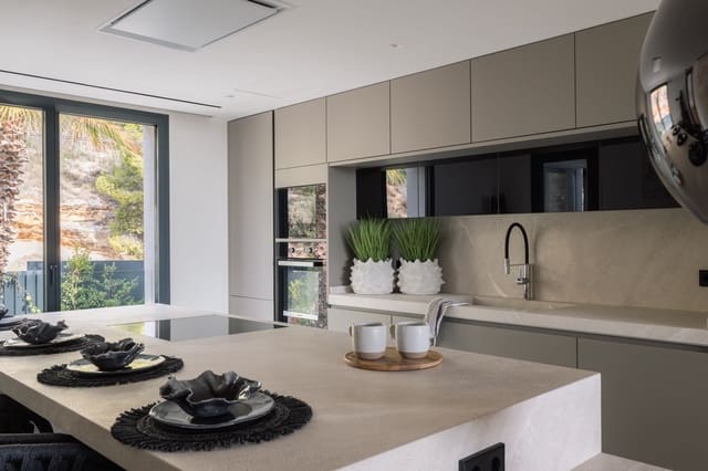 4 sovrum Lägenhet att hyra i Costa de la Calma, Calvià med pool - 7 000 € (Ref: 9511395)