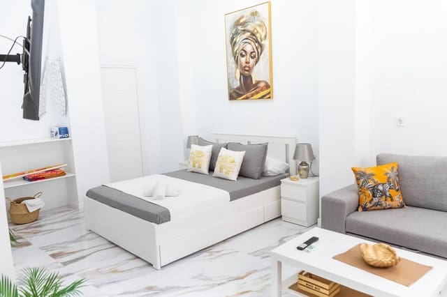 Studio till salu i La Trinidad, Málaga stad - 195 000 € (Ref: 9516502)