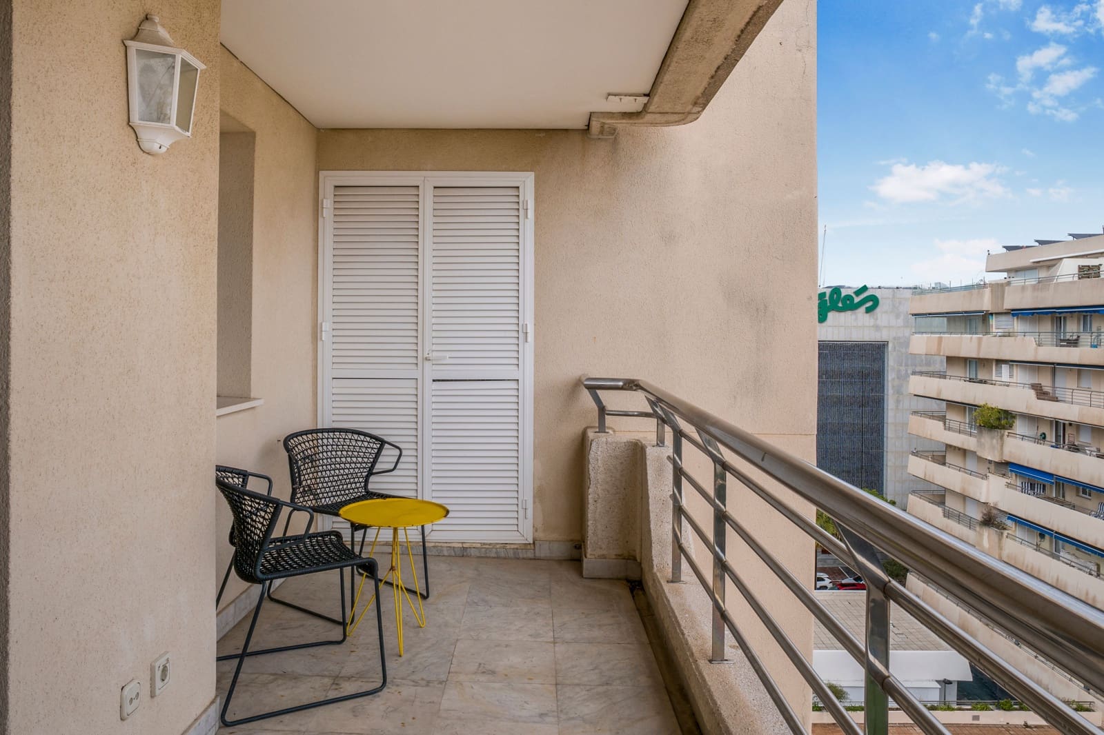 1 bedroom Apartment for sale in Marbella with pool - € 465,000 (Ref: 9521117)