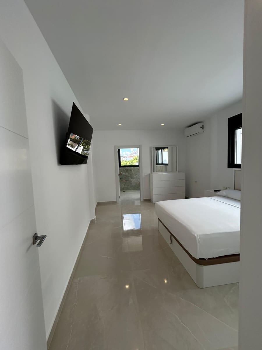 4 soveværelse Villa til salg i Benalmadena med swimmingpool - € 1.350.000 (Ref: 9529138)