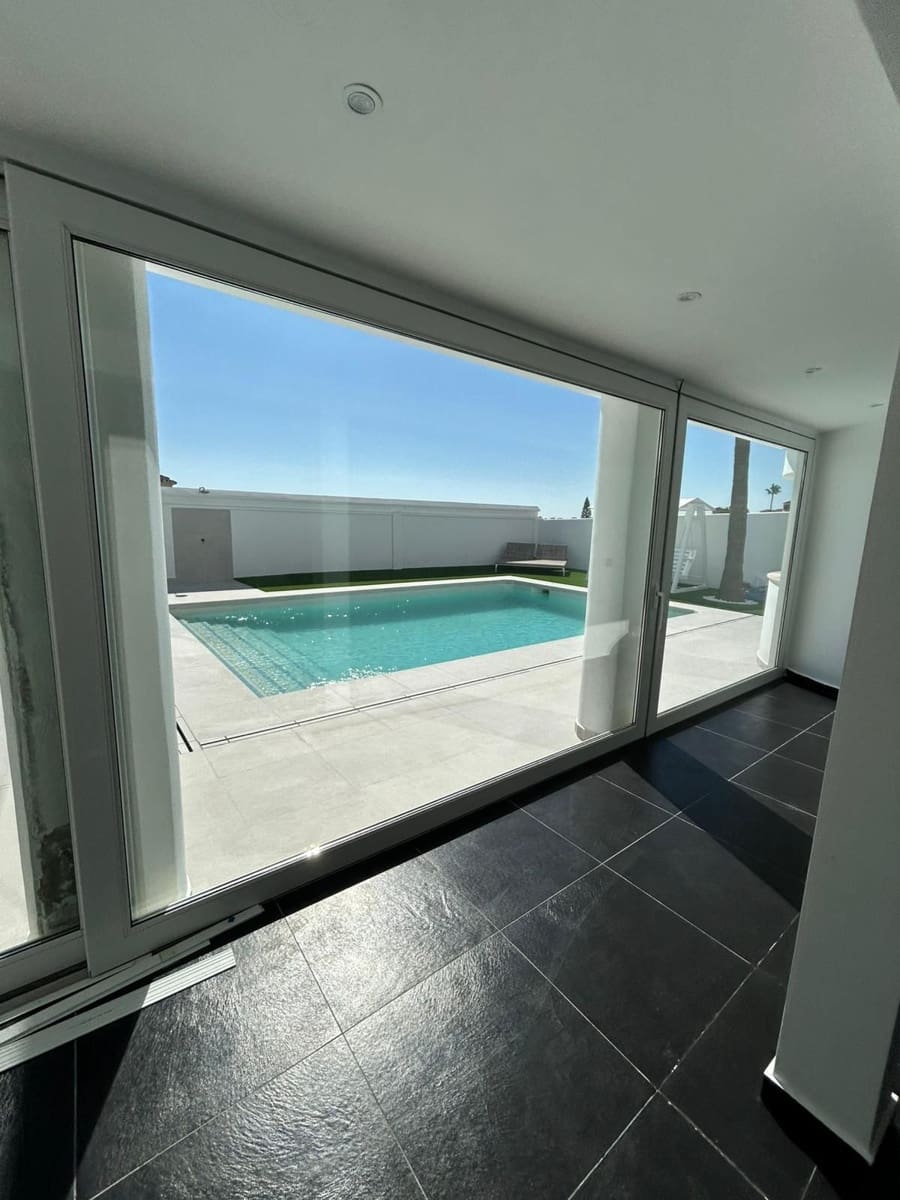 4 soveværelse Villa til salg i Benalmadena med swimmingpool - € 1.350.000 (Ref: 9529138)