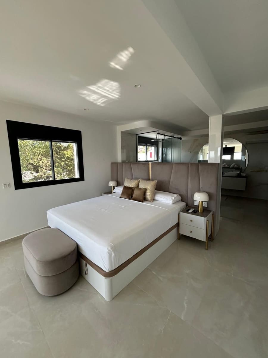 4 soveværelse Villa til salg i Benalmadena med swimmingpool - € 1.350.000 (Ref: 9529138)