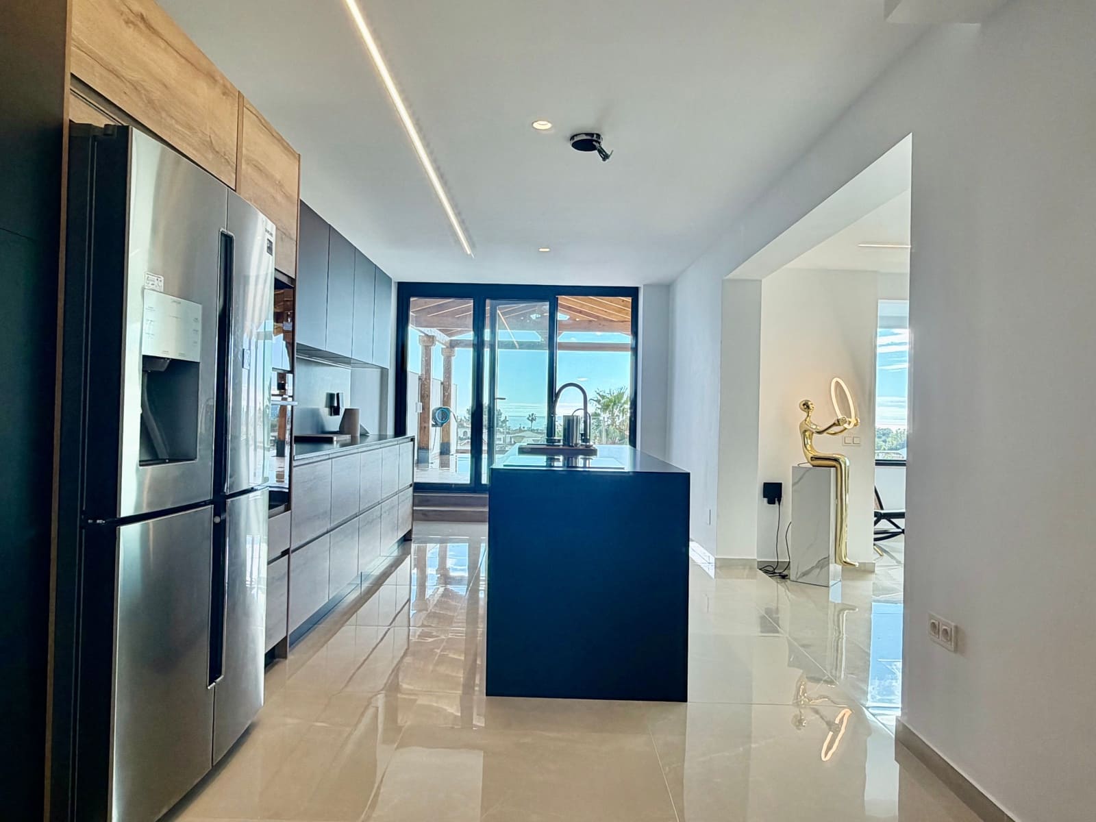 4 bedroom Villa for sale in Benalmadena with pool - € 1,250,000 (Ref: 9529138)